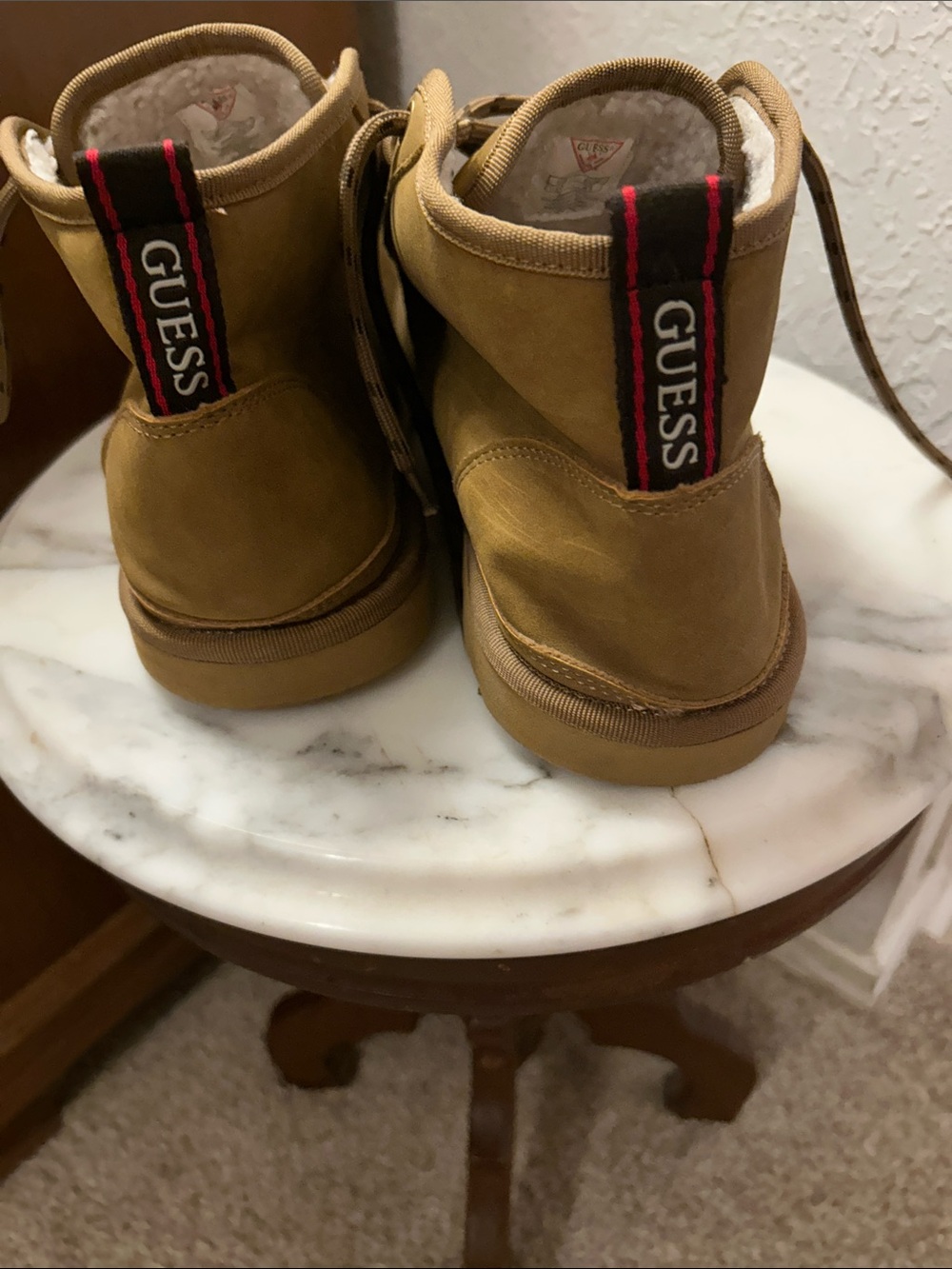GUESS Men's Tan Shearling-Lined Chukka Boots. 10. Like new. Y2K